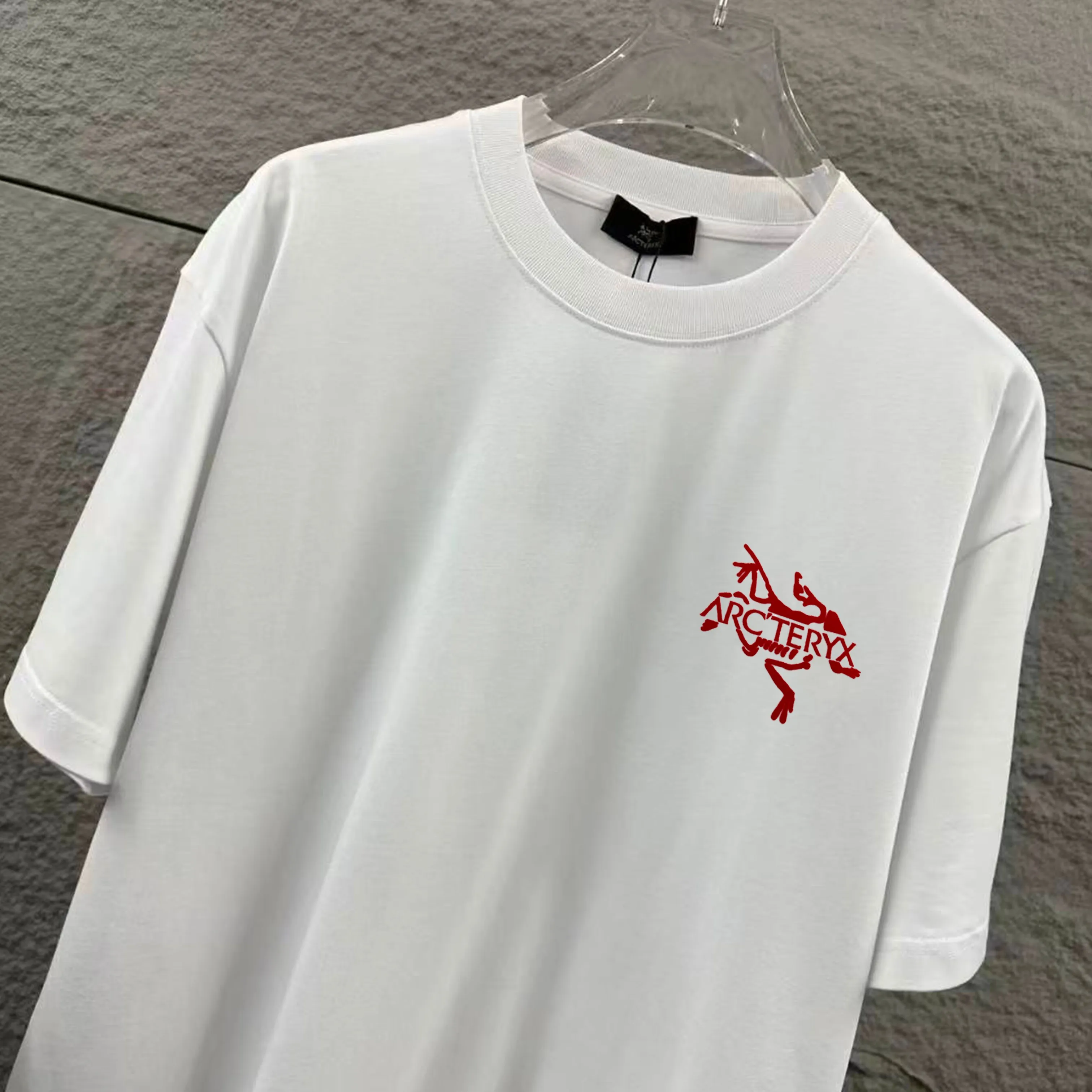 ARC'TERYX* * 2026 New Arrival Classic T Same Style ：Black White Size： S （90-130 ） M （120-150 ） L （140-165 ） XL （160-180 ） XXL （180 ）